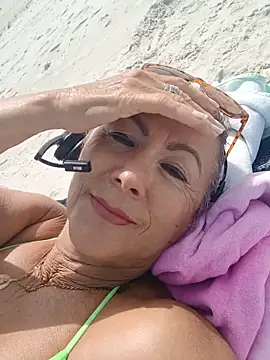 EvaRobinson webcam