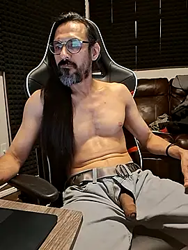 Youreherewithme webcam