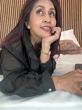 monicamoret - MonicaMoret's free webcam - UK Sex Cams