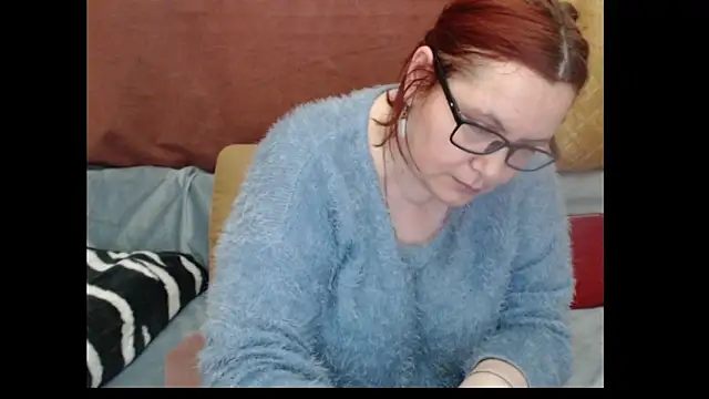 playfullmature - PlayfullMature's free webcam - UK Sex Cams