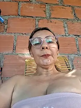 Mia-funny20 webcam