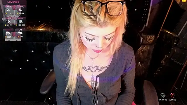 Kitty_fox_b webcam
