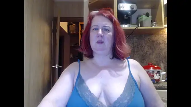 NikolRedMilf webcam