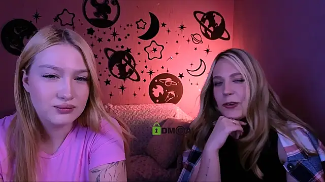 playful_sophie webcam