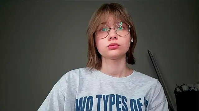 ExitedTroth webcam