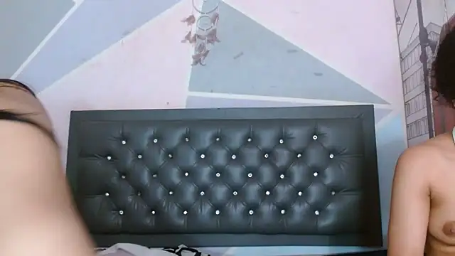 Pamela_Adloon webcam