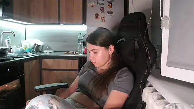 delightful_sofi webcam