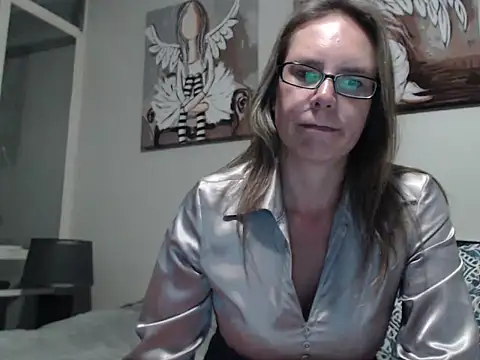 blondiesin50 webcam