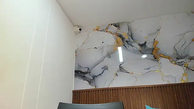 Cloe_35 - Offline