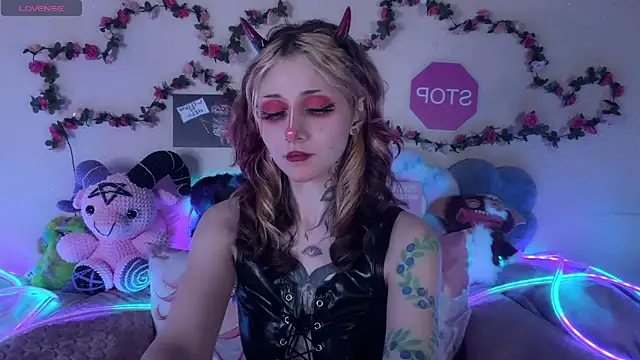 _Devill_Baby webcam