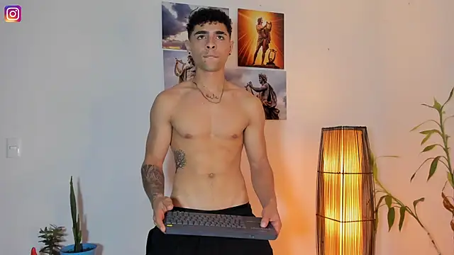 alex_zt7 (M young) - Naked