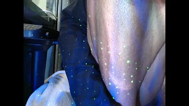 MisRiya21 webcam