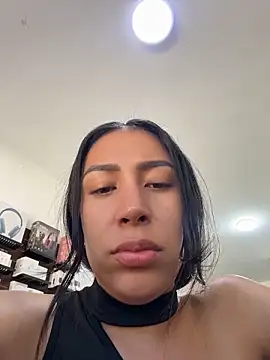 pregnant_sofii18 (F young) - show delicius my tis and rub nipples