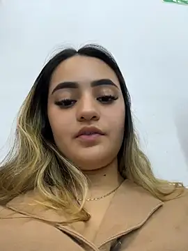 Antonella_Julieta webcam