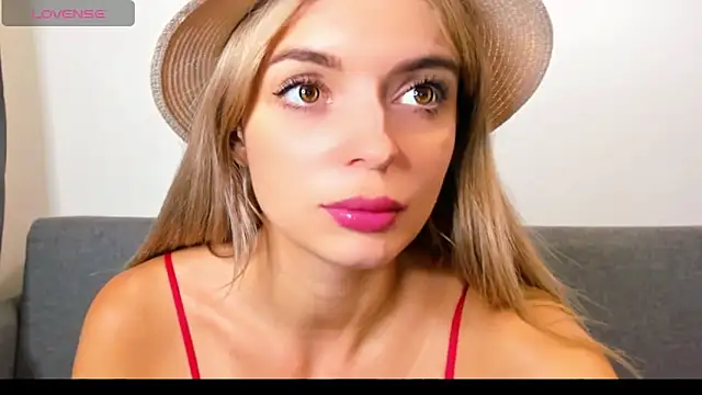 _ellen_meow_ webcam