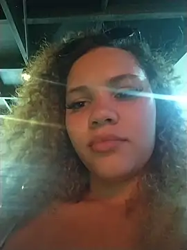 PrettySquirt-PibeV webcam