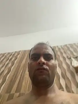 hardlysuck