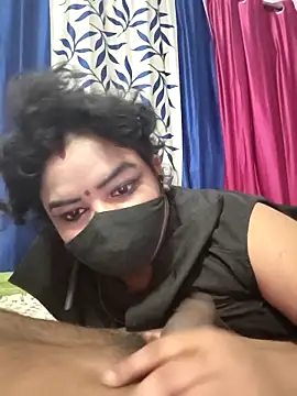 Deborbhavi222 webcam