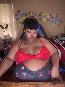Chocolatebunnyxx96 webcam