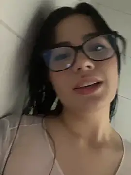 eliza_pink24 webcam