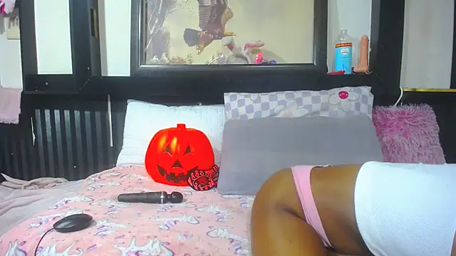 YoungBarbiexx webcam