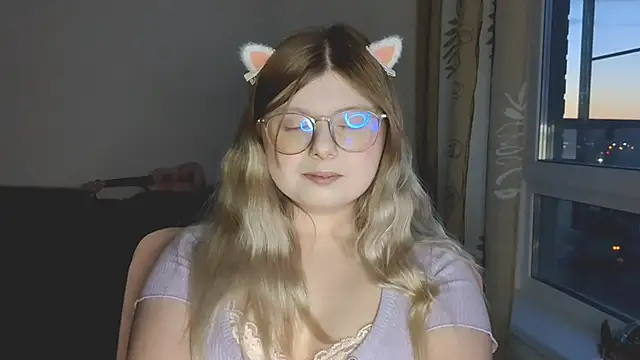 YukiBlush webcam