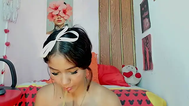 MarianaManzur webcam
