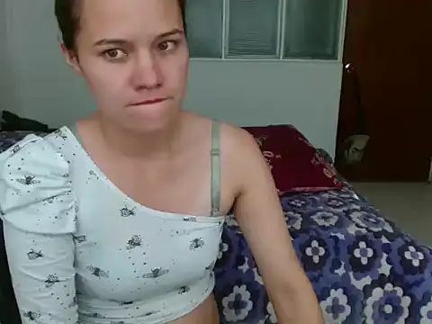 yarafuckass webcam