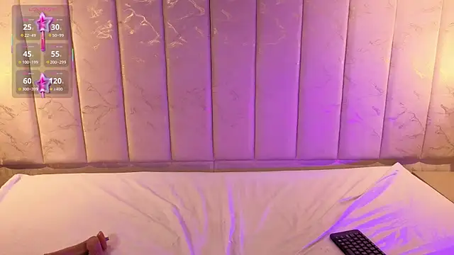 JulieDeep webcam