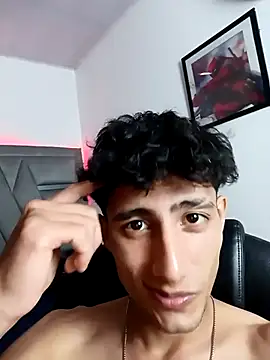 MaxiimoRomano_ webcam