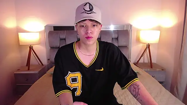 Asher_addamss_ webcam