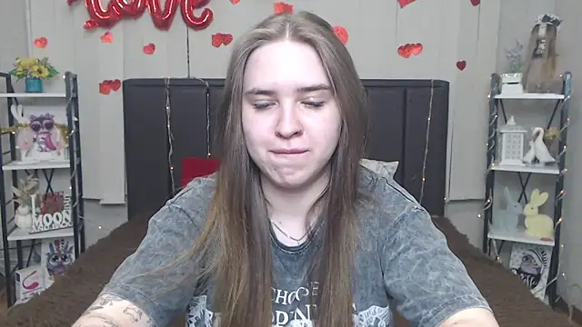 LauraHlot webcam