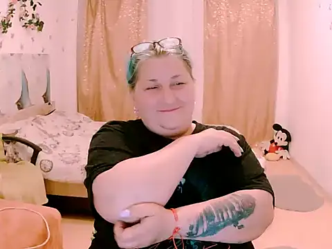 SweetBoobs2 webcam