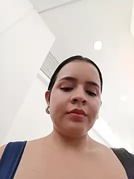 Julieth_hot-69 webcam