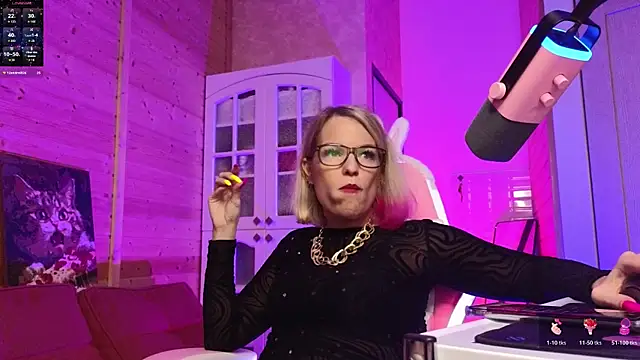Lady_Shine webcam