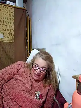 momismilf544 webcam