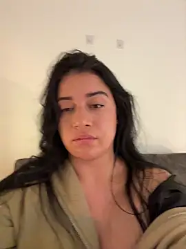 KallyMyller1 webcam