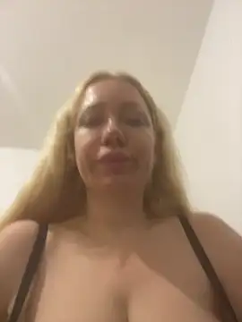 SofiaJoy webcam