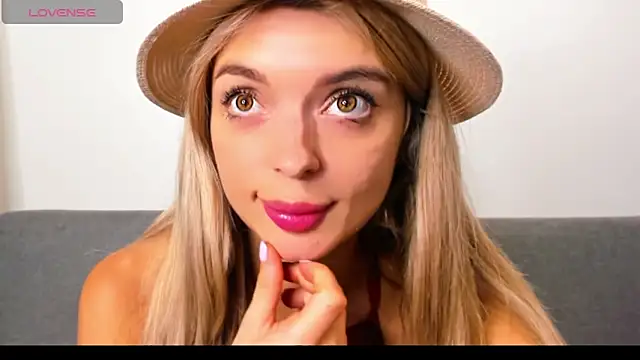 _ellen_meow_ webcam