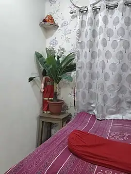 Cute-richa1 webcam