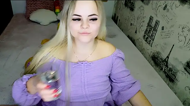 lovely-eyes webcam