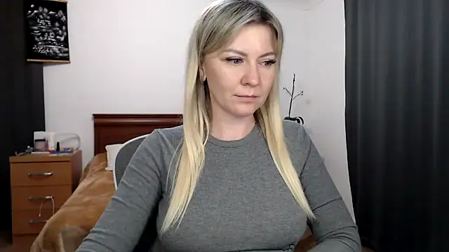 ParadiseAlina webcam