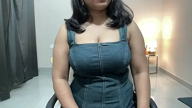 Piyassi_Divya webcam