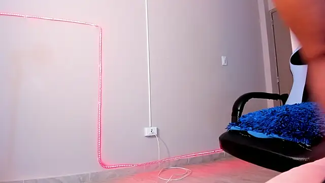 arianna_millers webcam