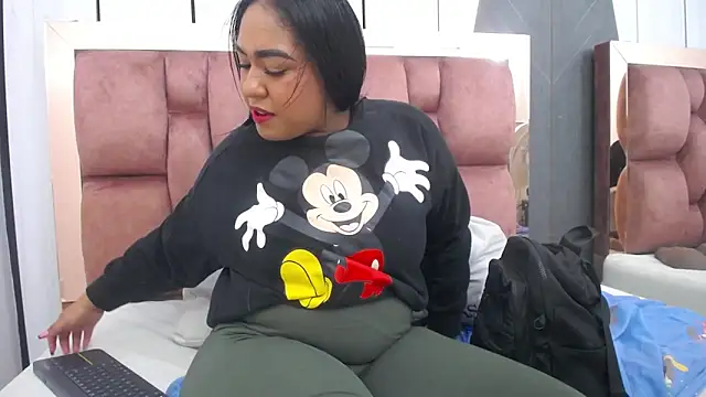 arianna_pearl webcam
