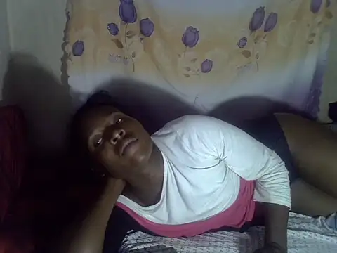 cute-shamza webcam