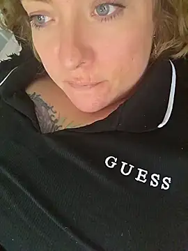 julimonroe webcam