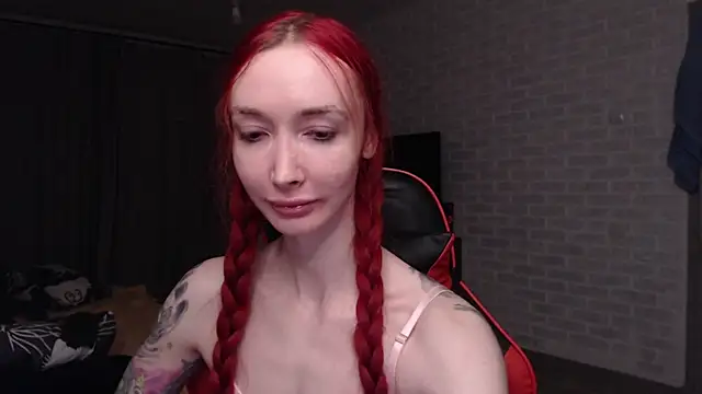 Roxy_Silver webcam