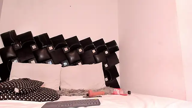 Miia_Thompsonn webcam