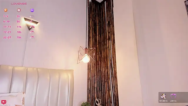 Zuzu_sweet webcam